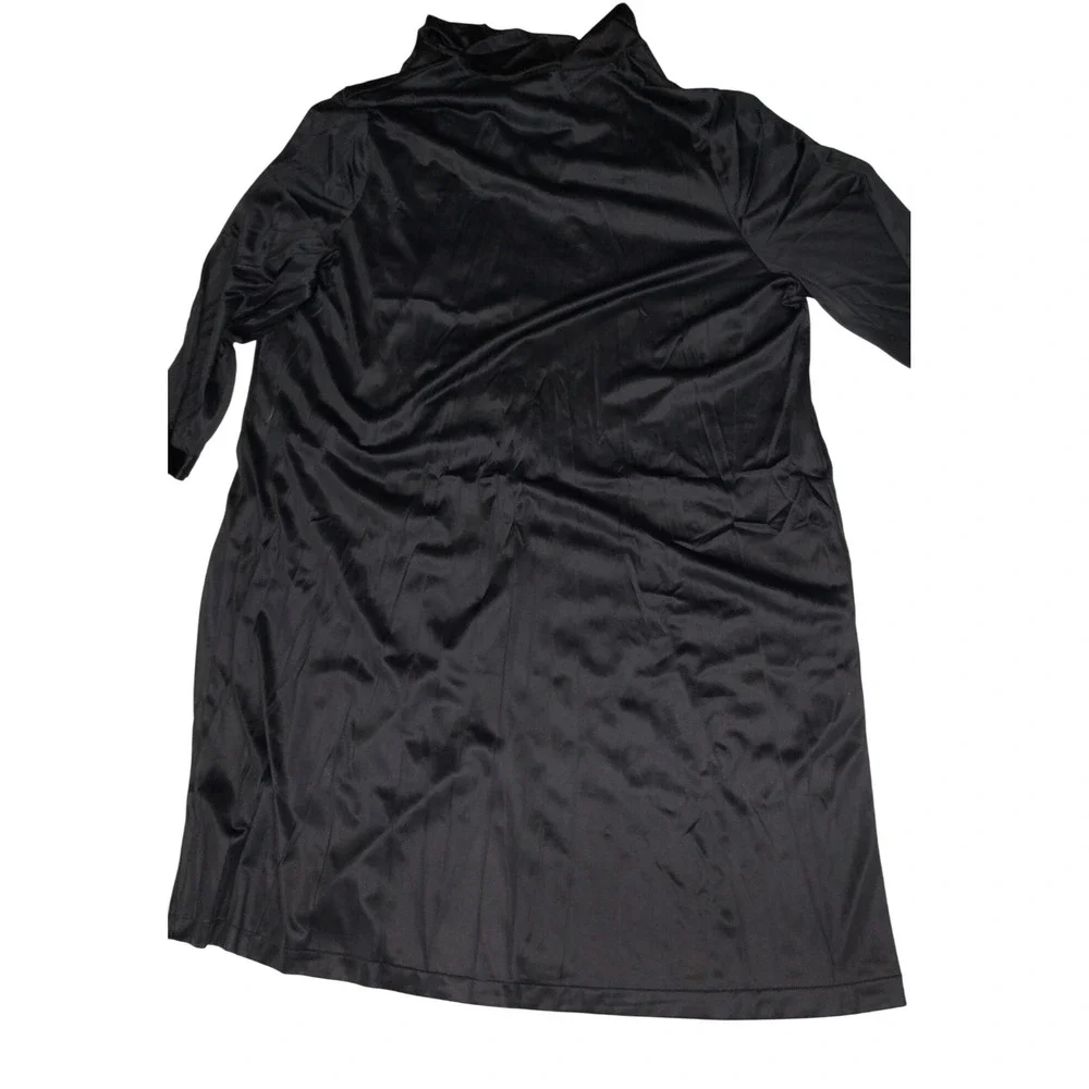 Vanity Fair Lingerie Robe Black Nylon Embroidered Details‎ Size L